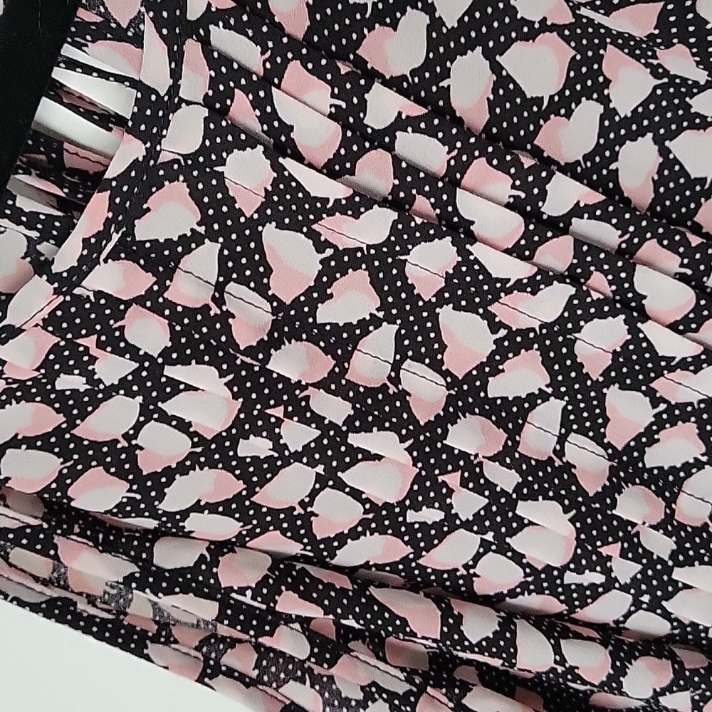 Smart Set Printed Top - Picture 4 of 7
